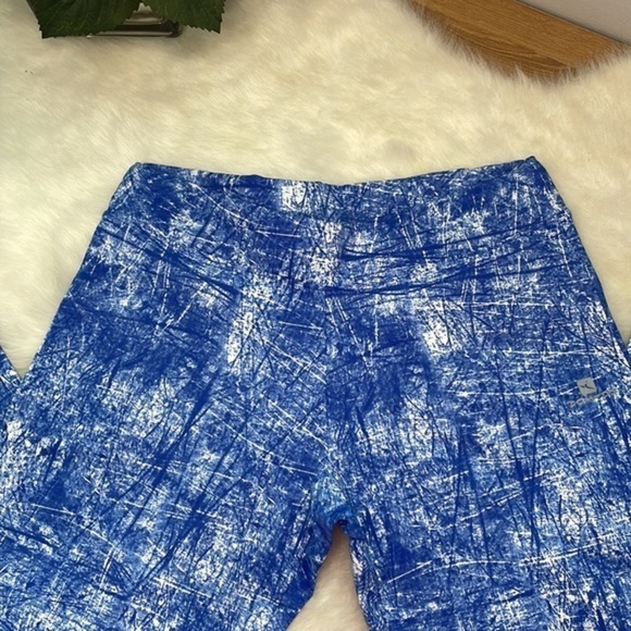 Blue Print Leggings - Picture 2 of 6